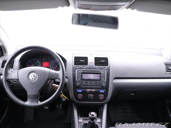 Volkswagen Golf 2,0 TDI 103kW STK 6/2027 2004