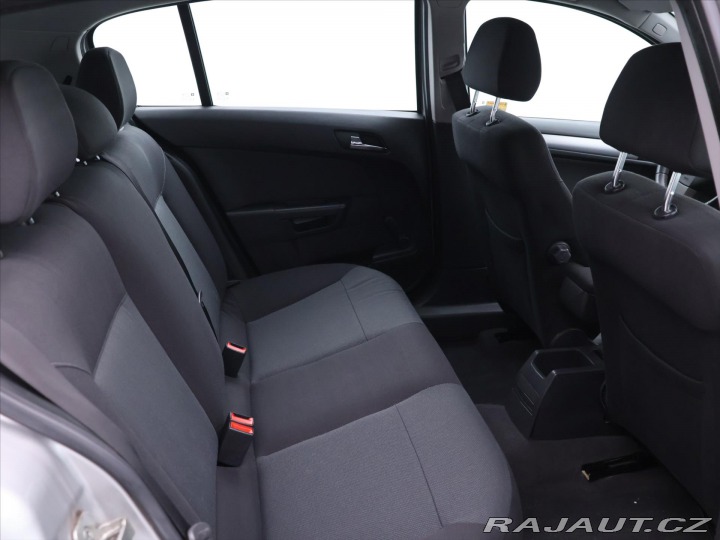 Opel Astra 1,6 16V 77kW Enjoy CZ TK 2007