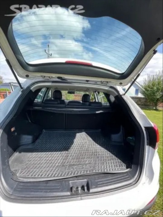 Hyundai ix35 GDI Trikolor Plus 99KW 2012