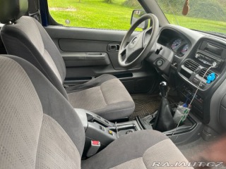 Nissan Navara 2,5   pick up 2005