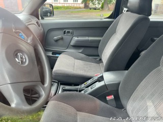 Nissan Navara 2,5   pick up 2005