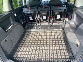 Volkswagen Touran 2,0   manuál, TDi 103 kW, 2011