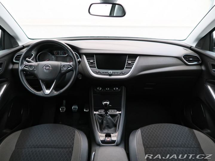 Opel Grandland X 1.2TURBO,96kW,ECOTEC,MAN6 2017