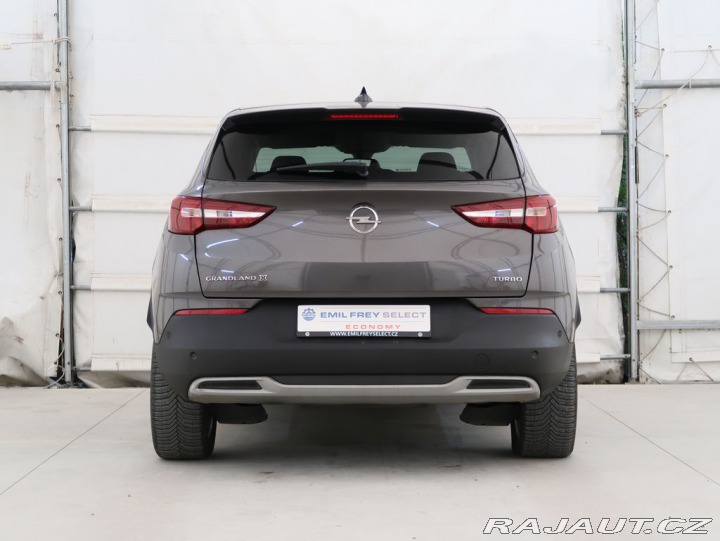 Opel Grandland X 1.2TURBO,96kW,ECOTEC,MAN6 2017