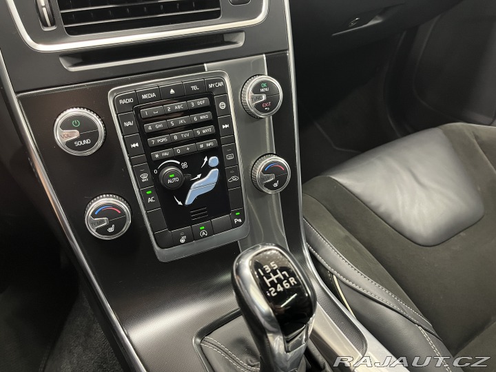 Volvo V60 D4 R-design 2015