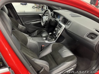Volvo V60 D4 R-design 2015