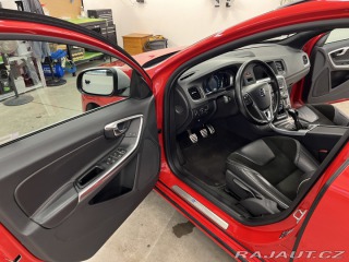 Volvo V60 D4 R-design 2015