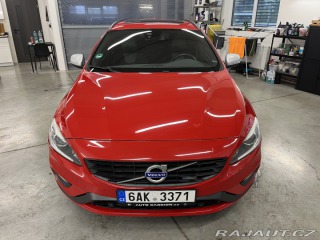 Volvo V60 D4 R-design 2015