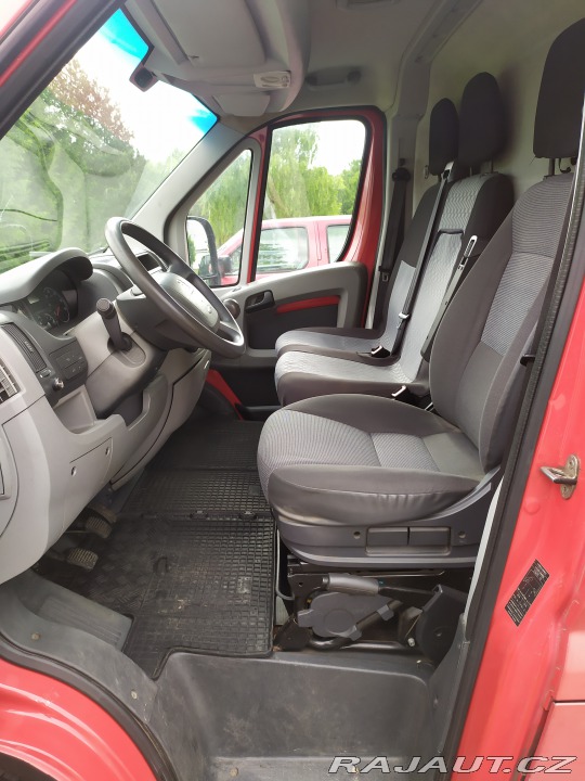 Peugeot Ostatní modely Y 2010