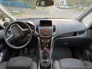 Opel Zafira  2012