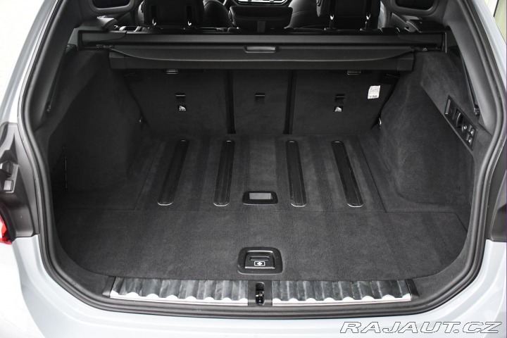 BMW 3 320d xD MSPORT PANO NTOP 2023