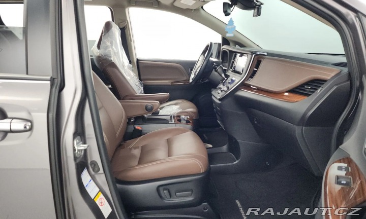 Toyota Ostatní modely SIENNA LIMITED AWD 2018