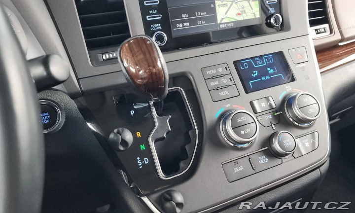 Toyota Ostatní modely SIENNA LIMITED AWD 2018