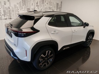 Toyota Yaris Cross 1,5 Hybrid e-CVT 130k 4x4 2025
