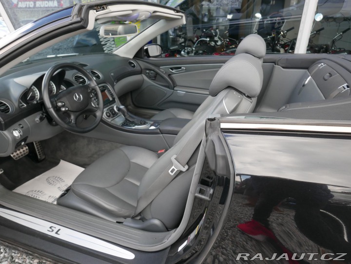 Mercedes-Benz SL 350 180kW Navi Automat 2003