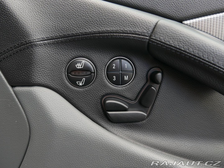 Mercedes-Benz SL 350 180kW Navi REZERVACE 2003