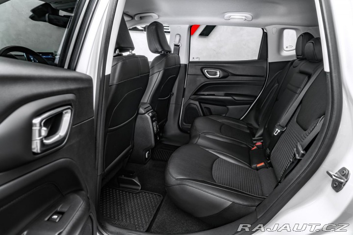 Jeep Compass 1.6 Mjet 130k Limited 1800