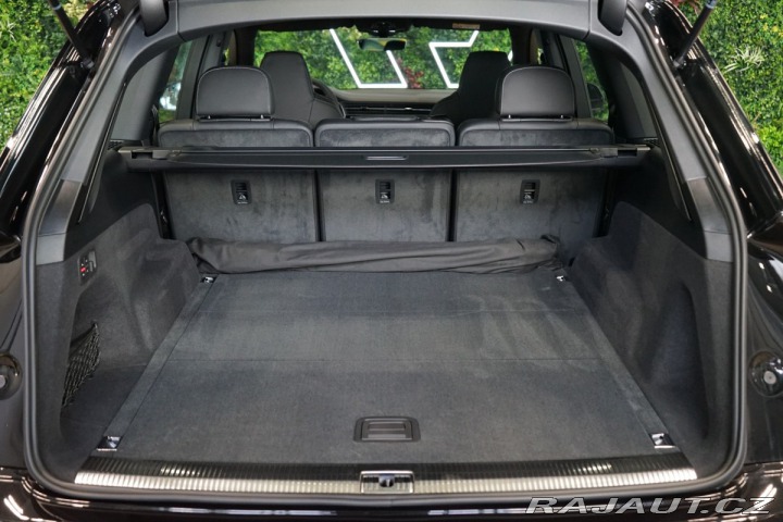 Audi Q7 50 TDI*S-LINE*TAŽNÉ*OLED* 2025