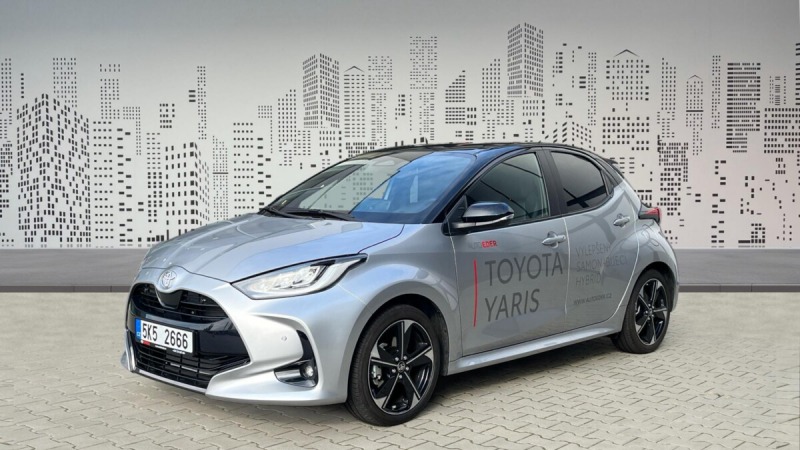 Toyota Yaris 1,5 Hybrid e-CVT 130k Pre