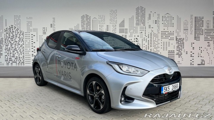Toyota Yaris 1,5 Hybrid e-CVT 130k Pre 2025