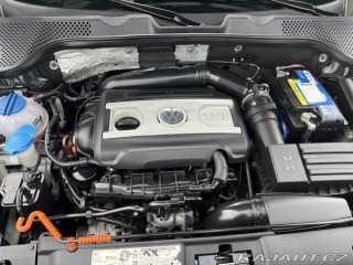 Volkswagen Beetle  2011