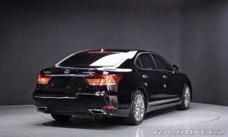 Lexus LS 600h L Ottoman 2016