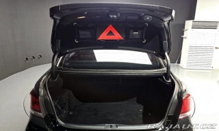 Lexus LS 600h L Ottoman 2016