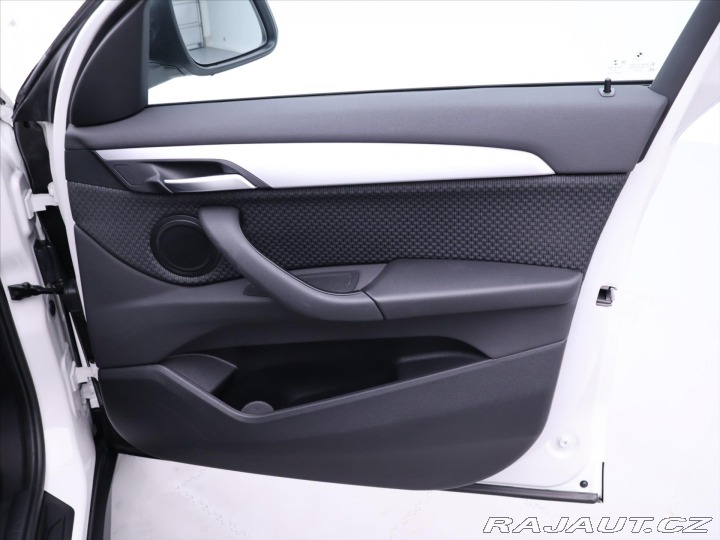 BMW X1 2,0 20i 131kW Aut. xDrive 2022