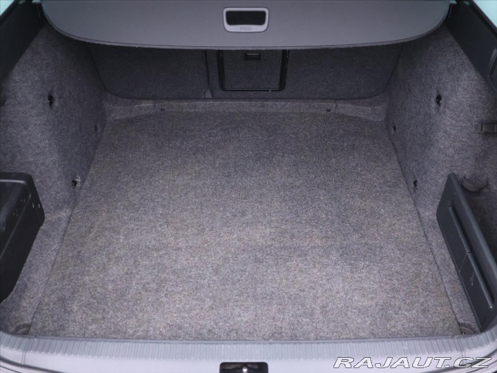 Škoda Octavia 1,6 TDi 77kW Elegance Kůž 2014