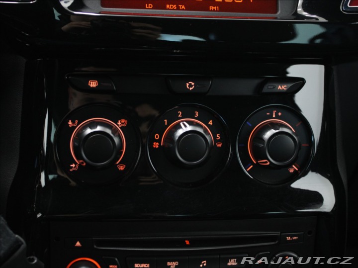 Citroën DS3 1,2 PT BeChic 2.maj 69 20 2015