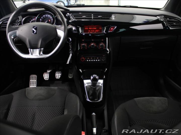 Citroën DS3 1,2 PT BeChic 2.maj 69 20 2015