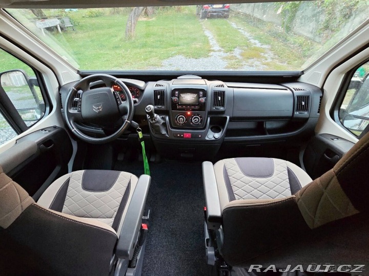 Citroën Jumper 2,2 Obytná dodávka Clev 1800