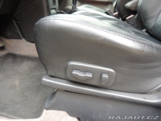 Nissan X-Trail 2,5   T30 121kw rok 2004 2004