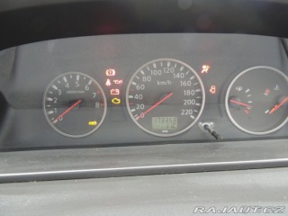 Nissan X-Trail 2,5   T30 121kw rok 2004 2004