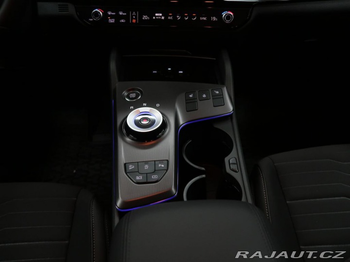 Kia Sportage TOP 4x4 - K odběru IHNED 2025