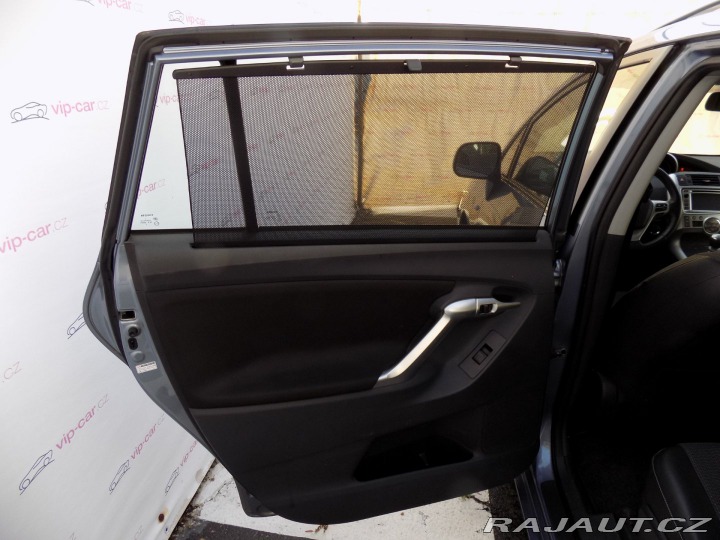 Toyota Verso 2.0 D-4D/1.Maj.ČR/keyless 2013