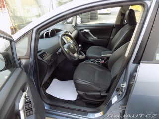 Toyota Verso 2.0 D-4D/1.Maj.ČR/keyless 2013