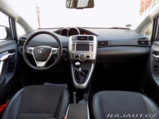 Toyota Verso 2.0 D-4D/1.Maj.ČR/keyless 2013