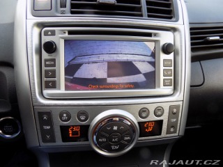 Toyota Verso 2.0 D-4D/1.Maj.ČR/keyless 2013