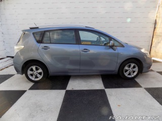 Toyota Verso 2.0 D-4D/1.Maj.ČR/keyless 2013