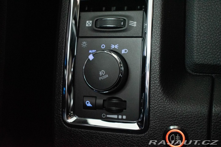 Dodge RAM 5.7 LARAMIE*ČR OUTLET*LPG 2019