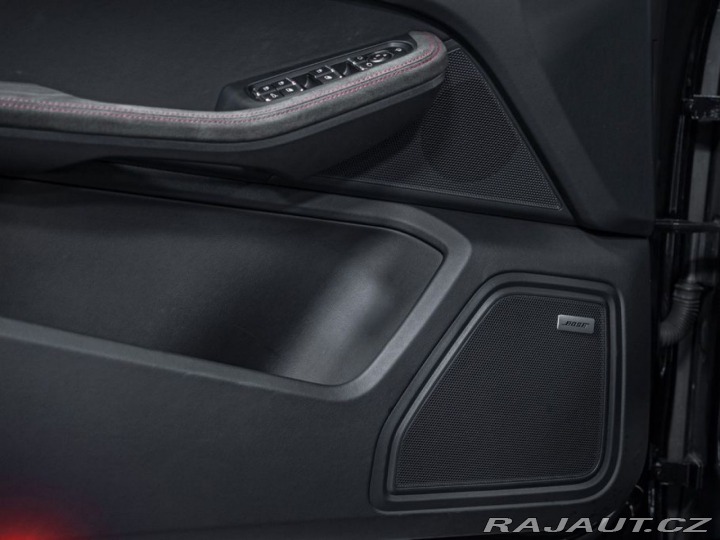 Porsche Macan GTS 2024