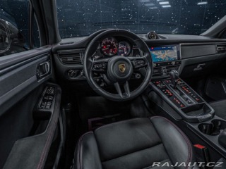 Porsche Macan GTS 2024
