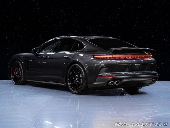 Porsche Panamera 4S E-hybrid 2024