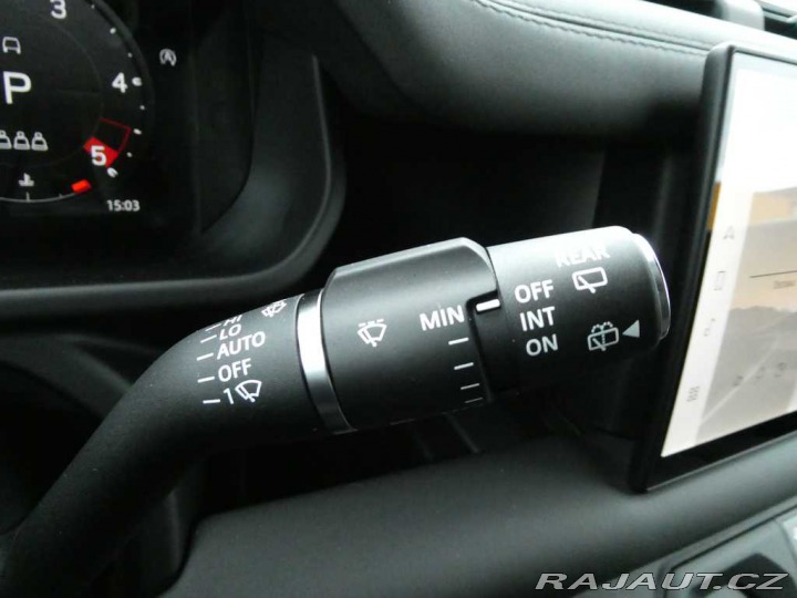 Land Rover Defender 110 3,0 X-Dynamic SE D250 2025