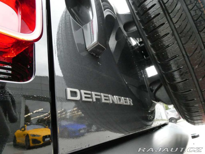 Land Rover Defender 110 3,0 X-Dynamic SE D250 2025