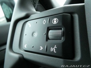 Land Rover Defender 110 3,0 X-Dynamic SE D250 2025