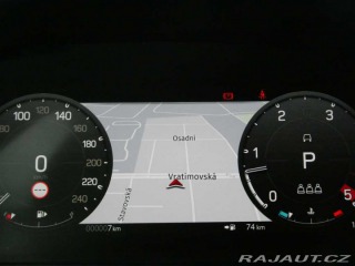 Land Rover Defender 110 3,0 X-Dynamic SE D250 2025
