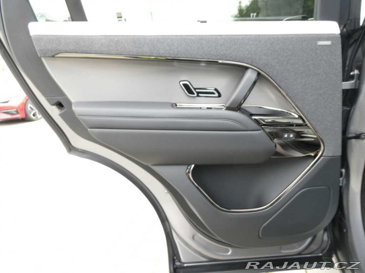 Land Rover Range Rover Sport Dynamic SE D250 2025