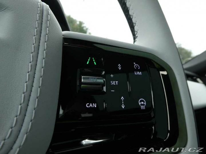 Land Rover Range Rover Sport Dynamic SE D250 *BLACK FR 2025